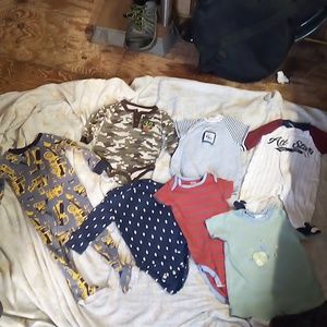 Lightly used baby boy bundal size and brands very 7 items